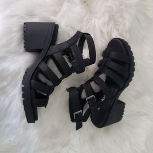 Dirty Laundry Chunky Sandals